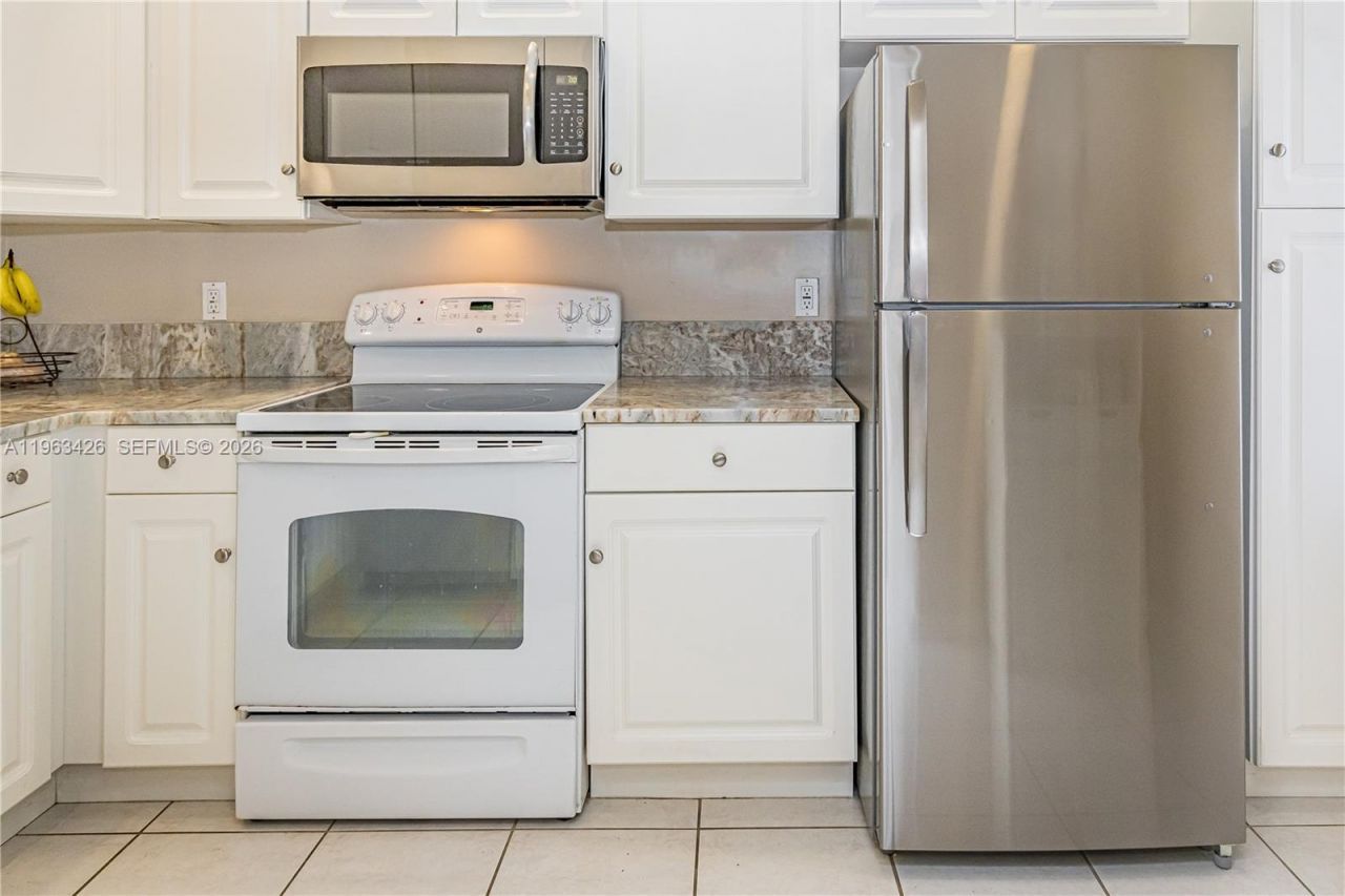 1651 Hawthorne Pl, Wellington, FL 33414 Photo