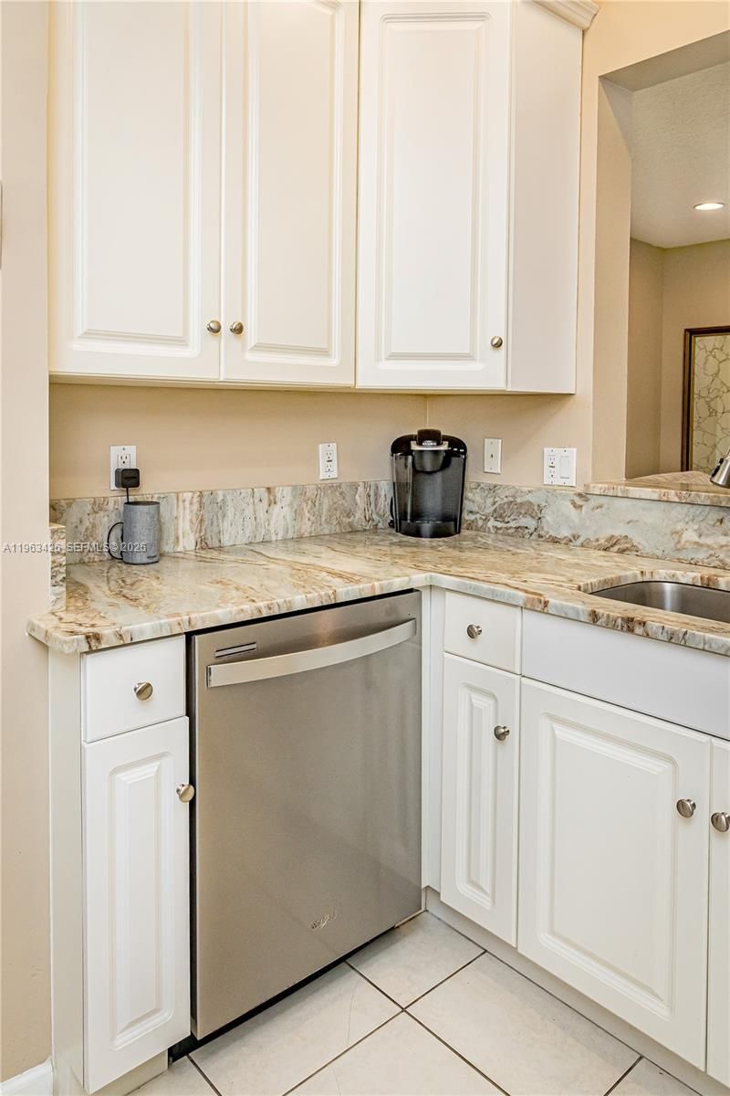 1651 Hawthorne Pl, Wellington, FL 33414 Photo