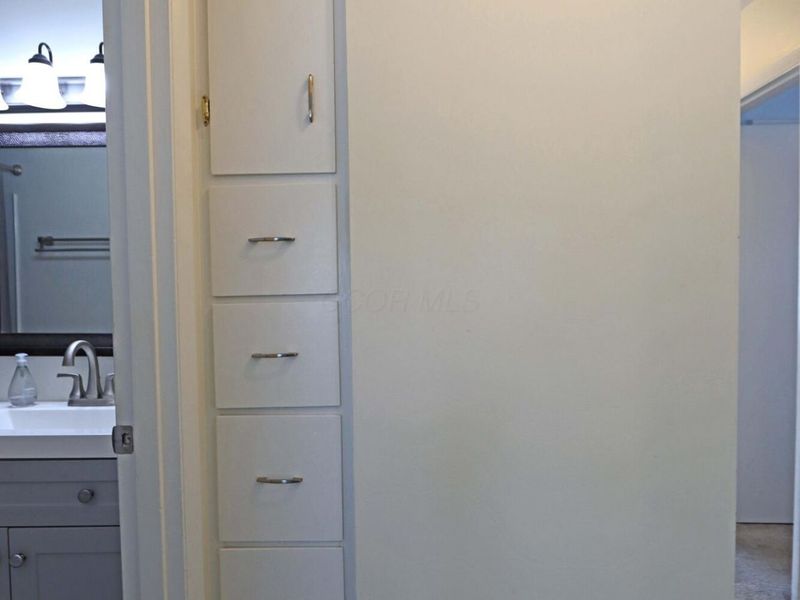 1242 Acton Road, Columbus, OH 43224 Photo 18