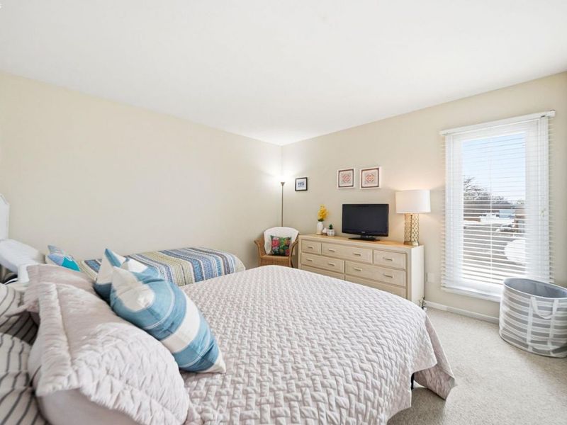 1630 Waters Edge Drive, Port Clinton, OH 43452 Photo 18