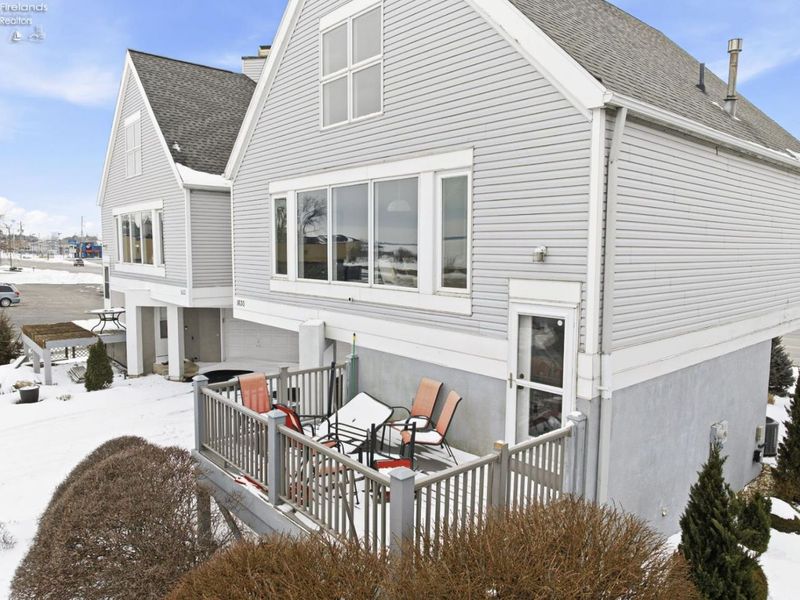 1630 Waters Edge Drive, Port Clinton, OH 43452 Photo 41