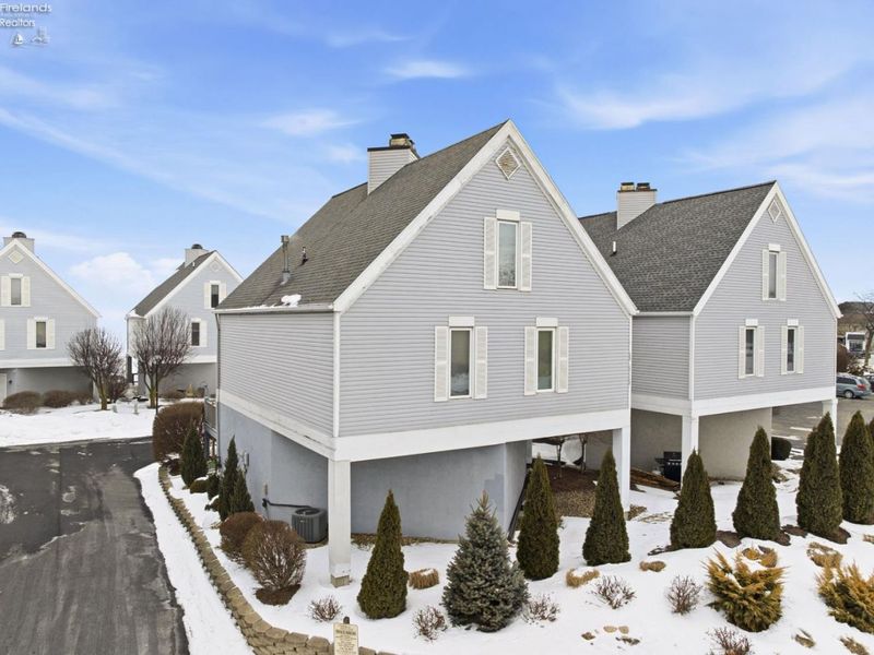 1630 Waters Edge Drive, Port Clinton, OH 43452 Photo 47