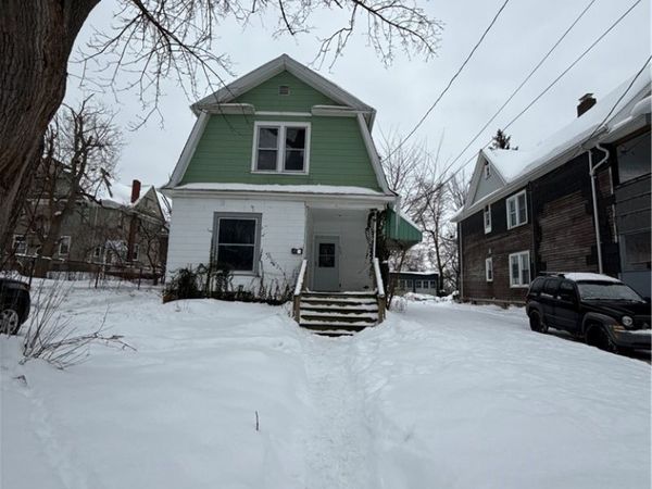 623 Chestnut Avenue, Niagara Falls, NY 14305