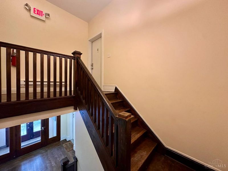 980 Dana Avenue, Cincinnati, OH 45229 Photo 11