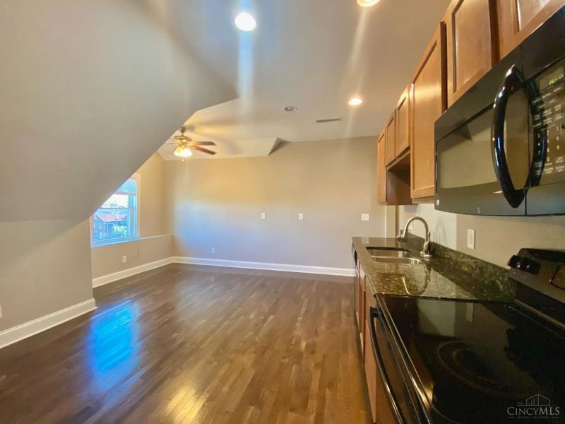 980 Dana Avenue, Cincinnati, OH 45229 Photo 33