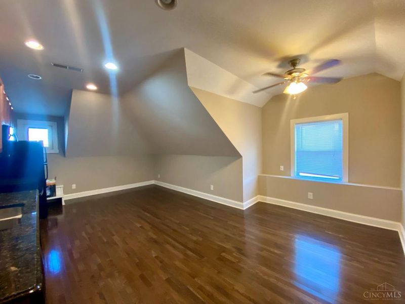 980 Dana Avenue, Cincinnati, OH 45229 Photo 36