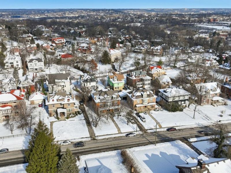 980 Dana Avenue, Cincinnati, OH 45229 Photo 4