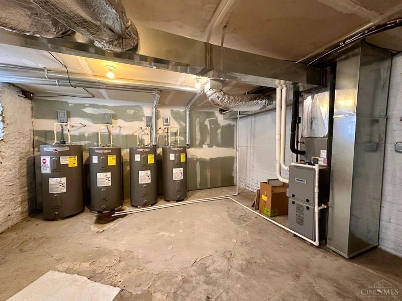 980 Dana Avenue, Cincinnati, OH 45229 Photo 41