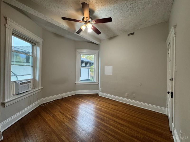 980 Dana Avenue, Cincinnati, OH 45229 Photo 79