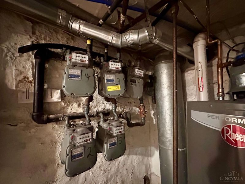 980 Dana Avenue, Cincinnati, OH 45229 Photo 93