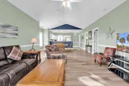 4878 Dahlia Ct. photo 4