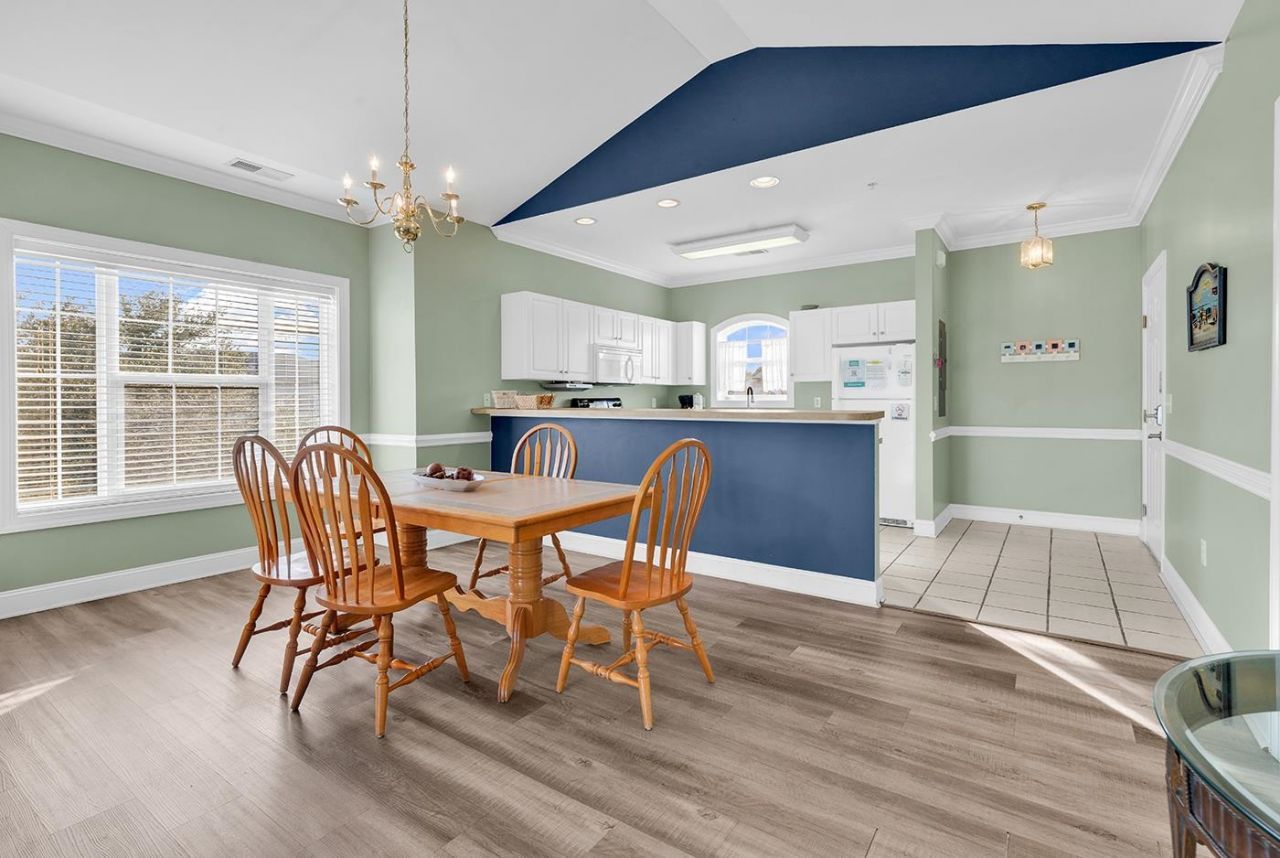 4878 Dahlia Ct. Photo 7