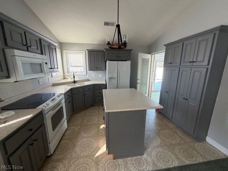 20 Silos, Williamstown, WV 26187 Photo 14