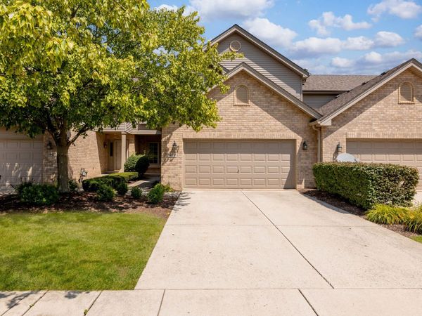 14517 Albany Avenue, Lemont, IL 60439