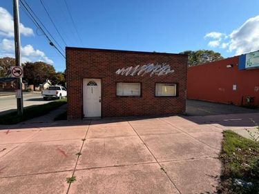 4809 S Beech Daly Street , Dearborn Heights, MI 48125