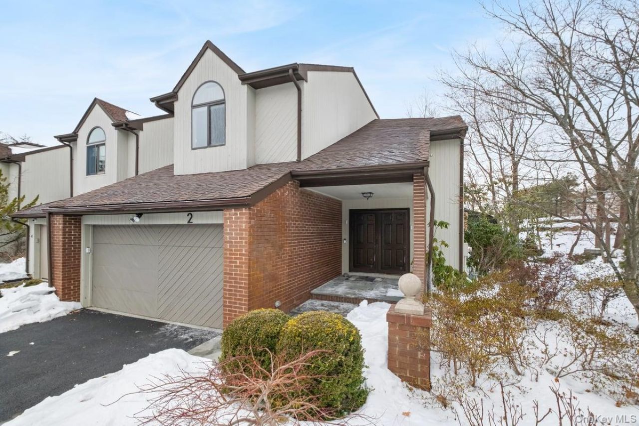 2 Brookridge Road, New Rochelle, NY 10804 Main Photo