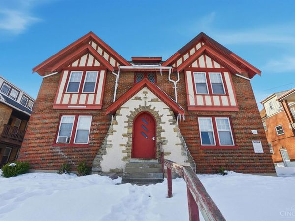 1025 Dana Avenue, Cincinnati, OH 45229