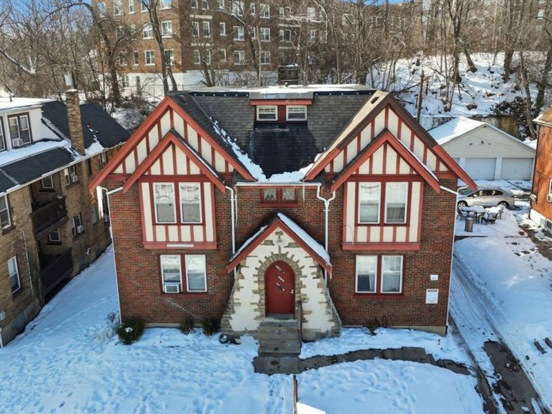 1025 Dana Avenue, Cincinnati, OH 45229 Photo 3
