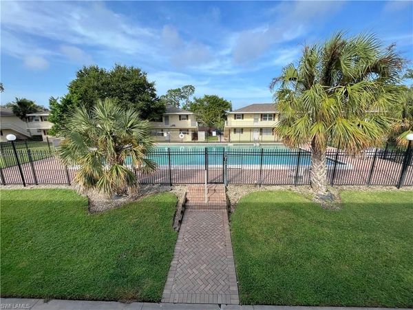 3325 Airport RD N, Unit R2, NAPLES, FL 34105