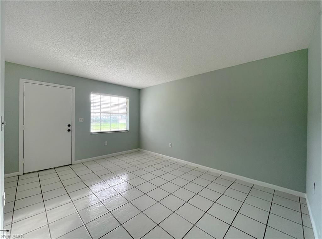 3325 Airport Rd N, Unit R2, Naples, FL 34105 Photo