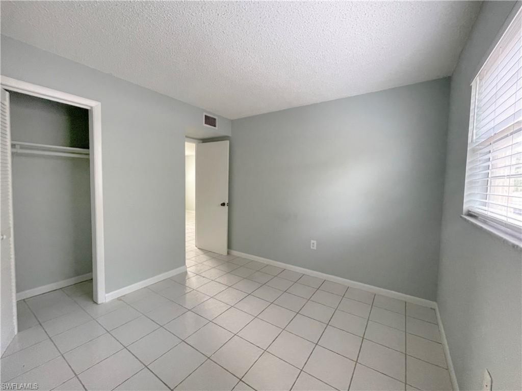 3325 Airport Rd N, Unit R2, Naples, FL 34105 Photo