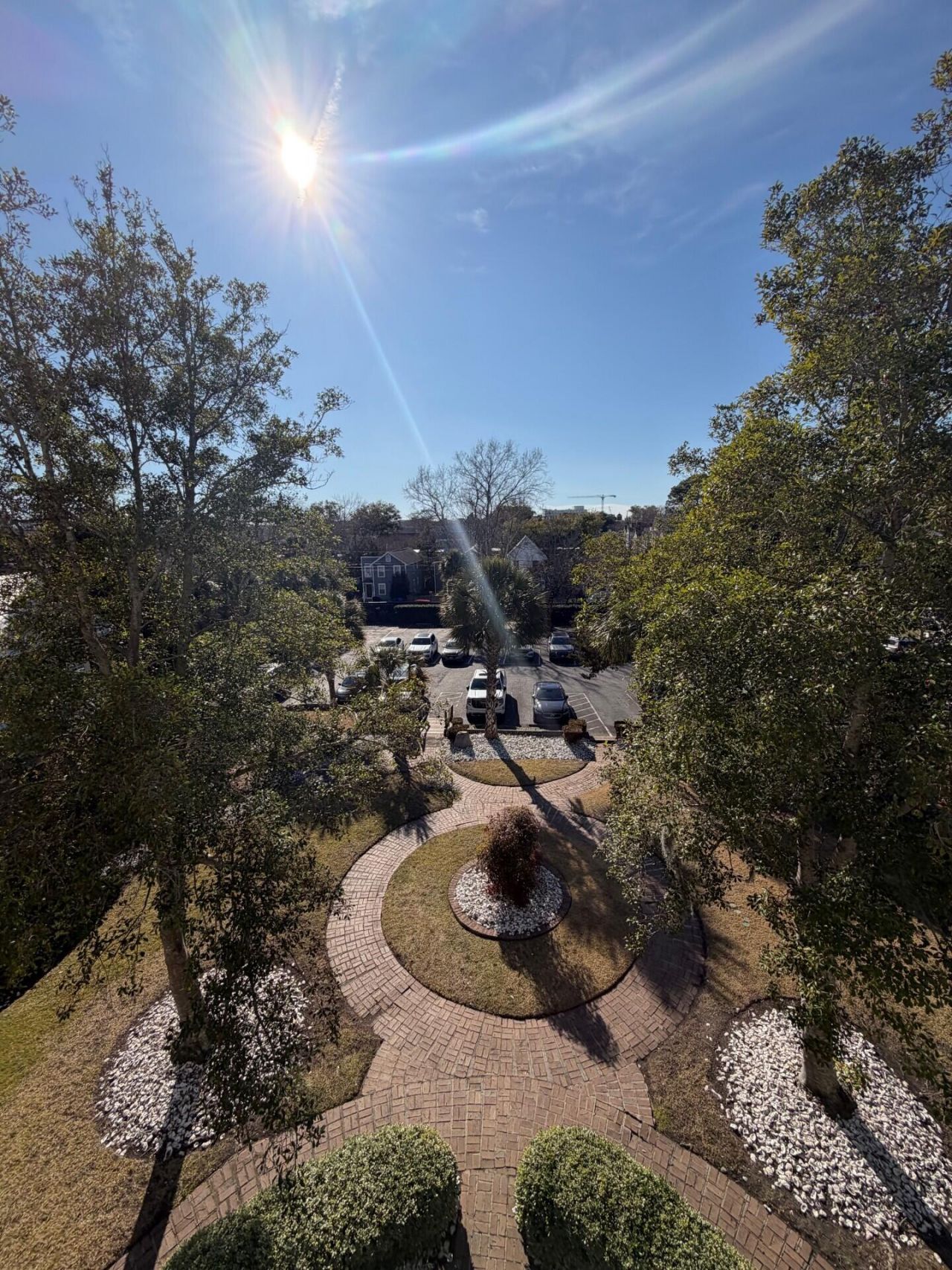 635 E Bay Street Photo 8