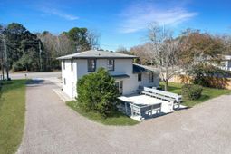 1230 Folly Road photo 4