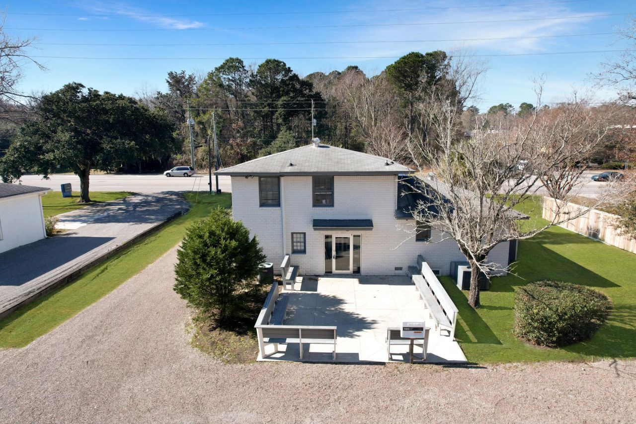 1230 Folly Road Photo 6