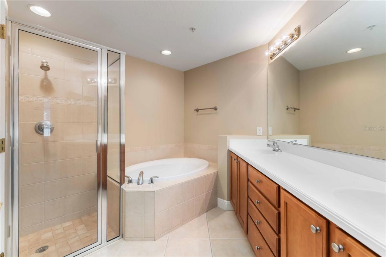 8239 Miramar Way, Unit 102, Lakewood Ranch, FL 34202 Photo