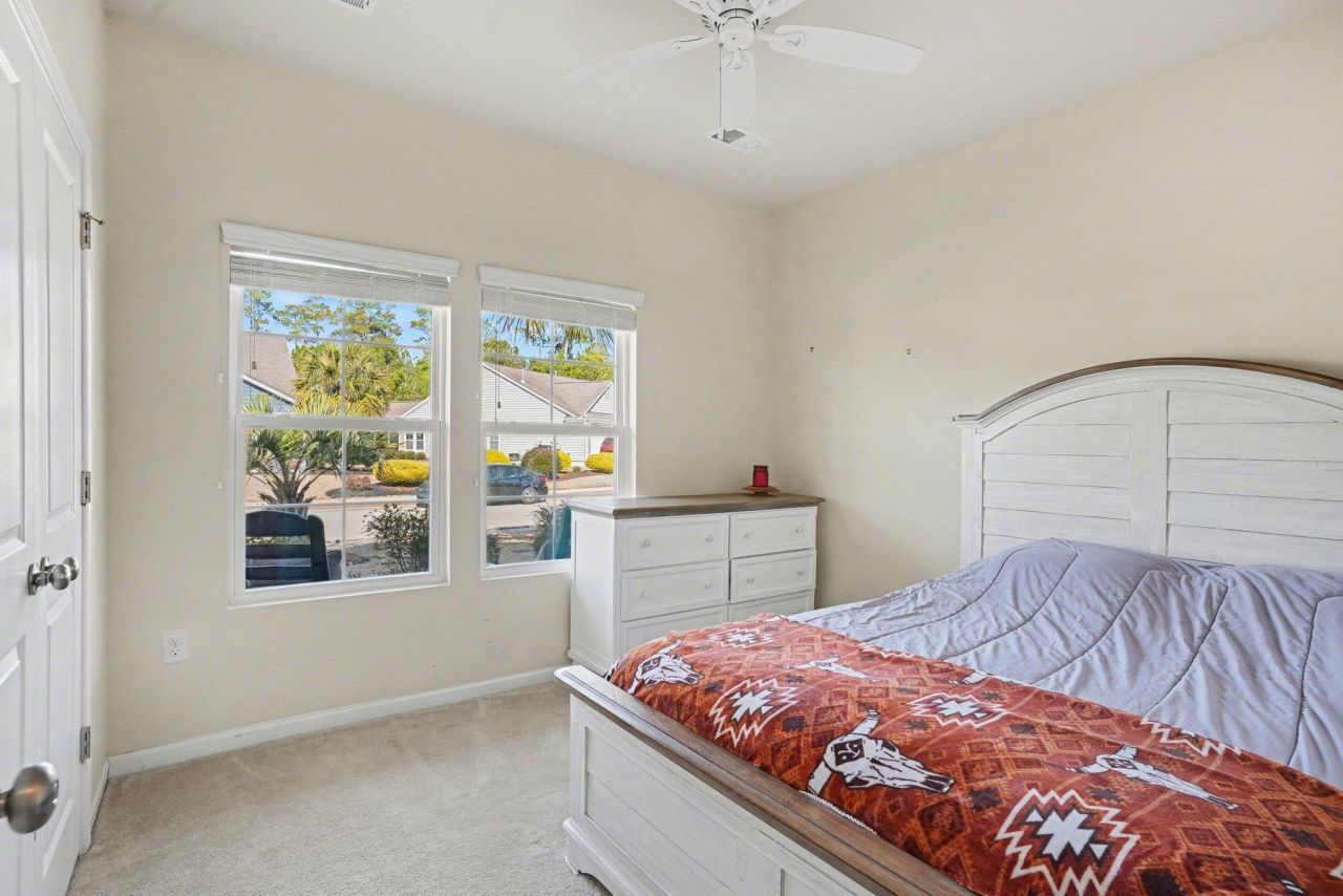 721 Devon Estate Ave.  Photo 15