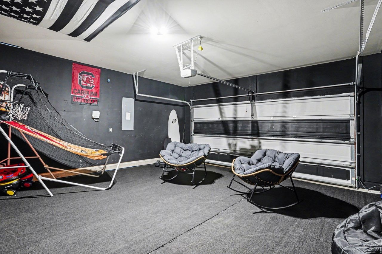 721 Devon Estate Ave.  Photo 24