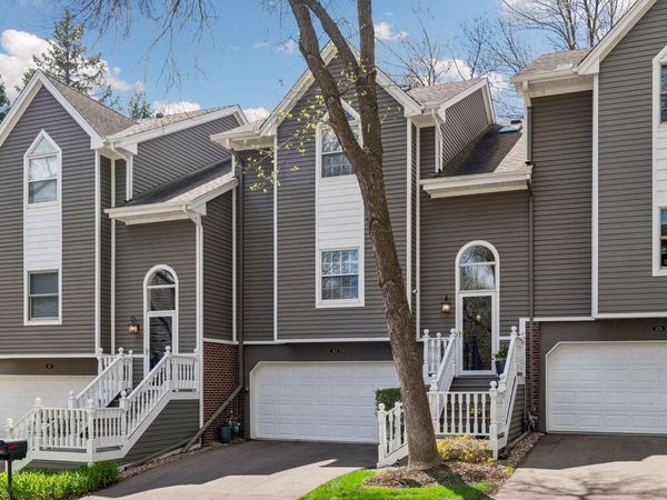 103 Edgewood Court, Wayzata, MN 55391