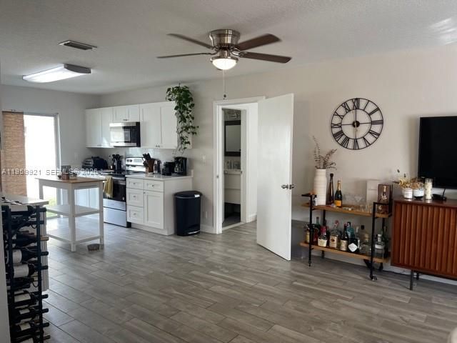 637 SW 3rd Ave, Unit 2, Fort Lauderdale, FL 33315 Photo