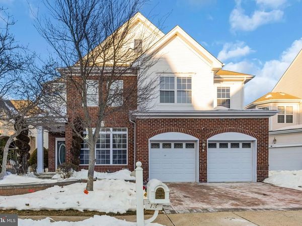 13 HEATHER COURT, PLAINSBORO, NJ 08536