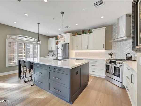 8180 E SHEA Boulevard, Unit 1025, Scottsdale, AZ 85260