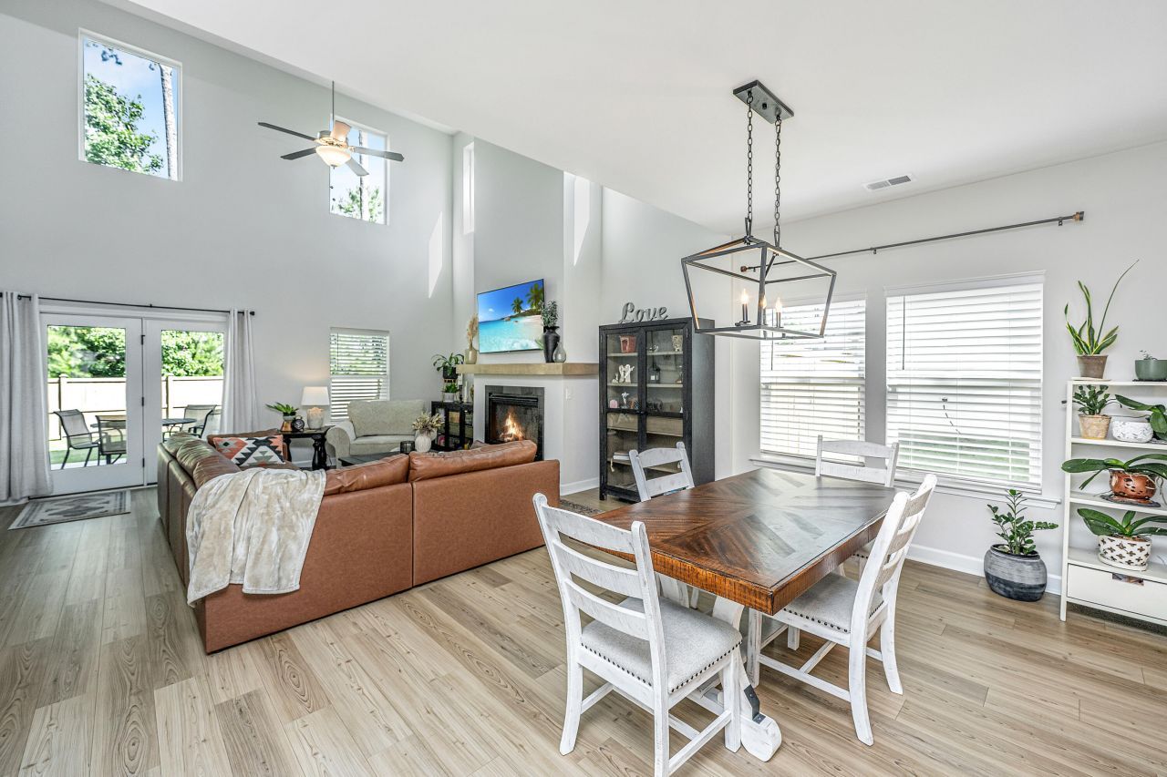 119 Lucca Drive Photo 13