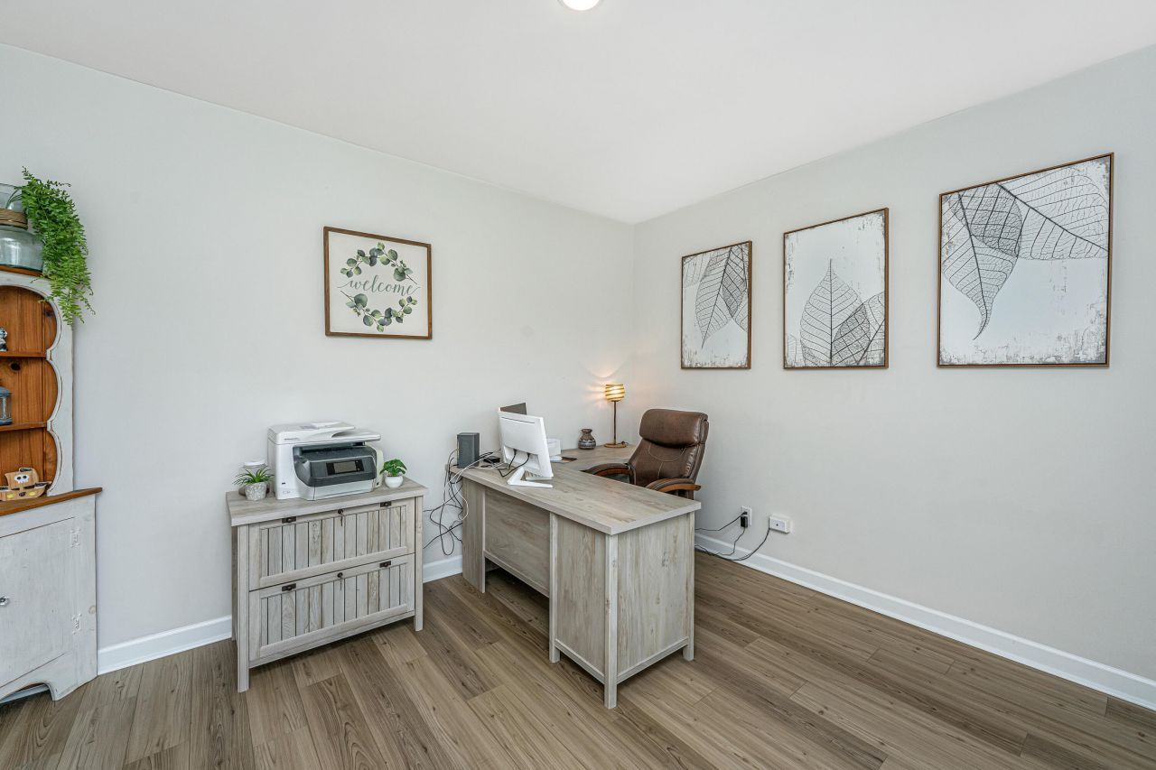 119 Lucca Drive Photo 5