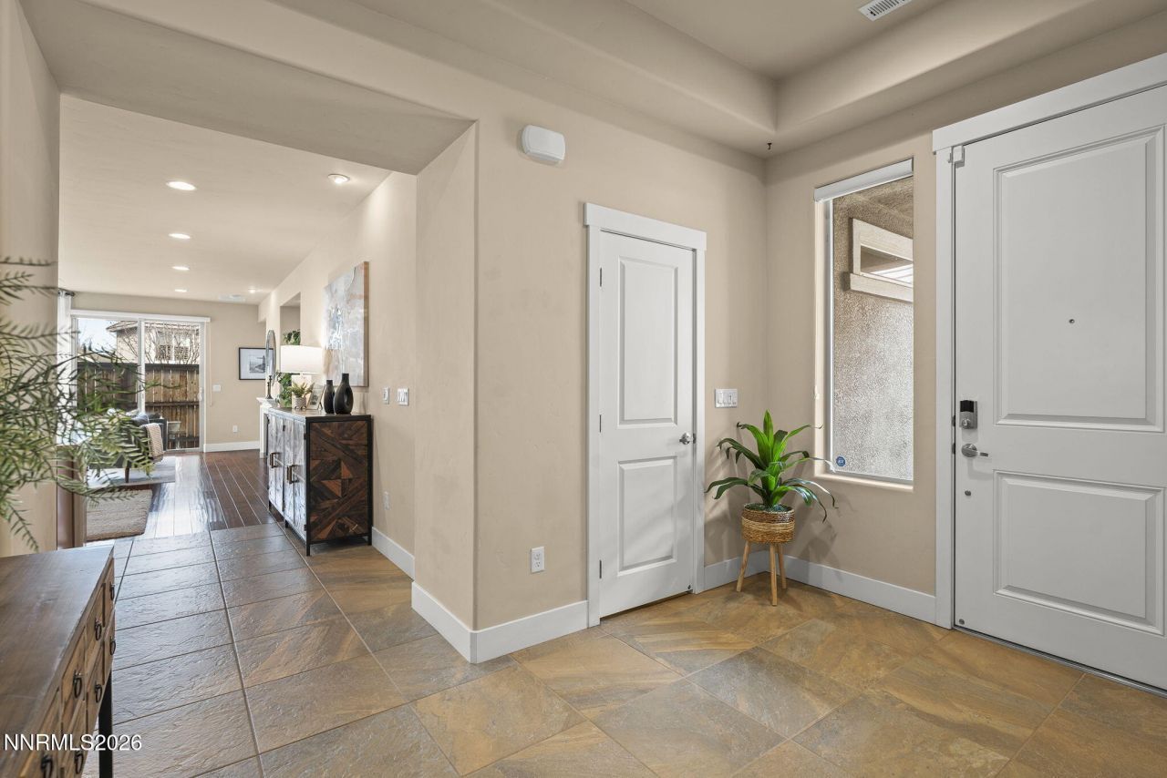 1475 Waterloo Drive, Reno, NV 89509 Photo