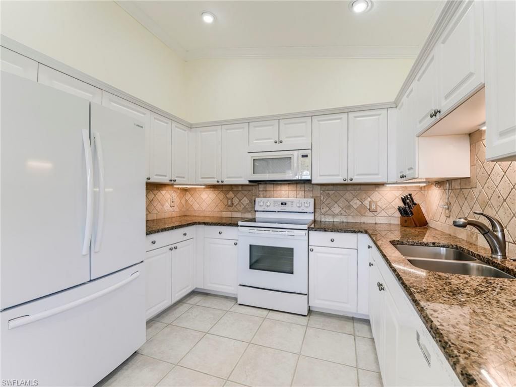 3000 Meandering Way, Unit 201, Fort Myers, FL 33905 Photo