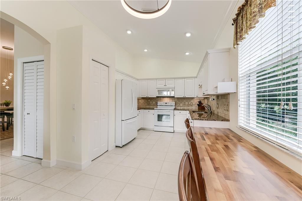 3000 Meandering Way, Unit 201, Fort Myers, FL 33905 Photo