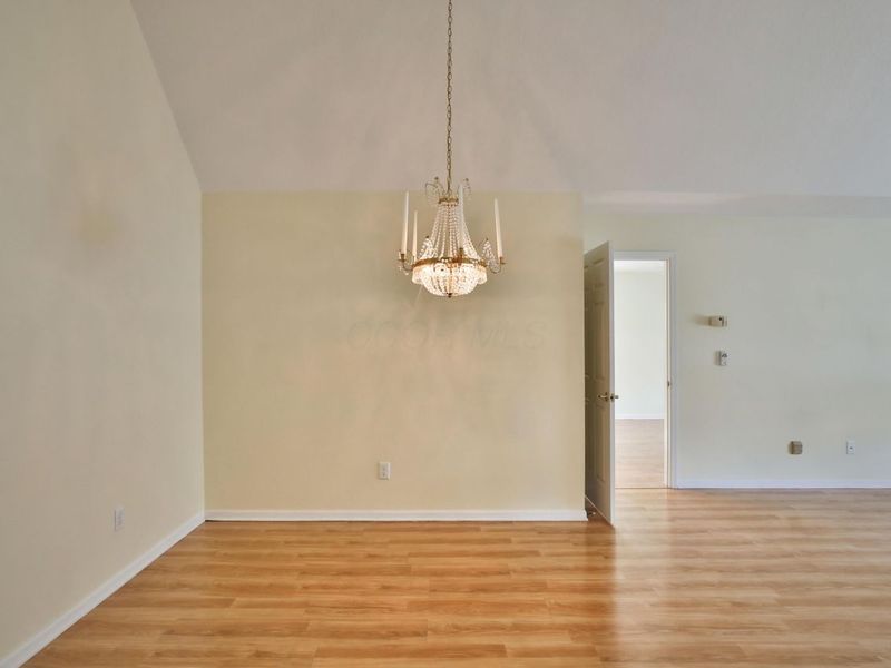 8380 Orchard Knoll Lane, Columbus, OH 43235 Photo 14