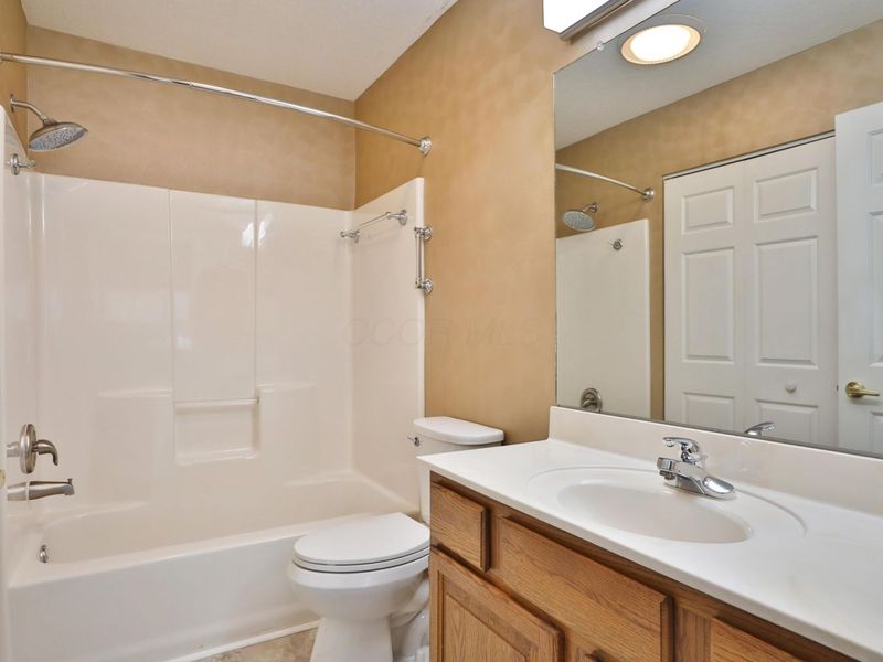 8380 Orchard Knoll Lane, Columbus, OH 43235 Photo 25