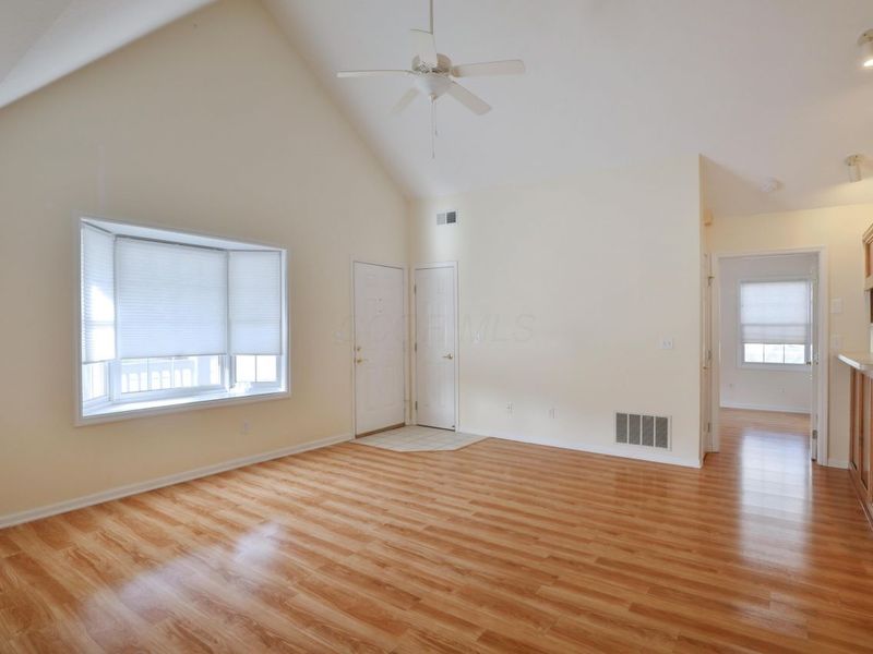 8380 Orchard Knoll Lane, Columbus, OH 43235 Photo 7