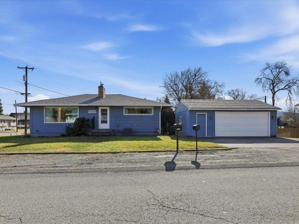 13020 E Valleyway Ave, Spokane Valley, WA 99216