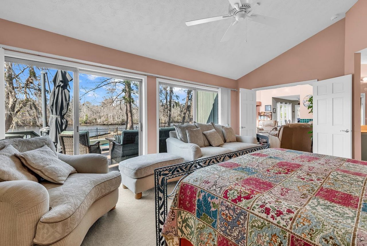 31 Smith Blvd. Photo 20