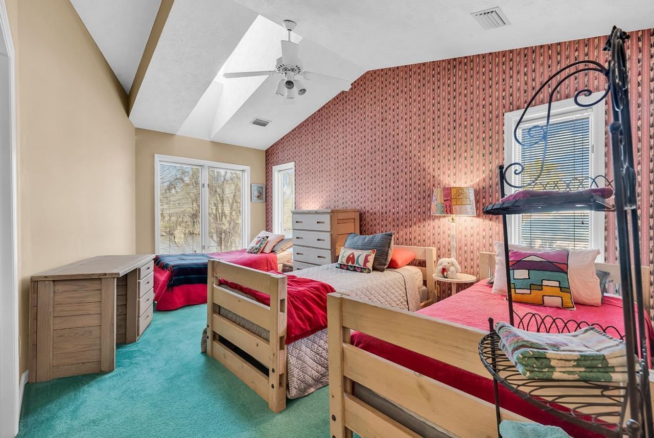 31 Smith Blvd. Photo 32