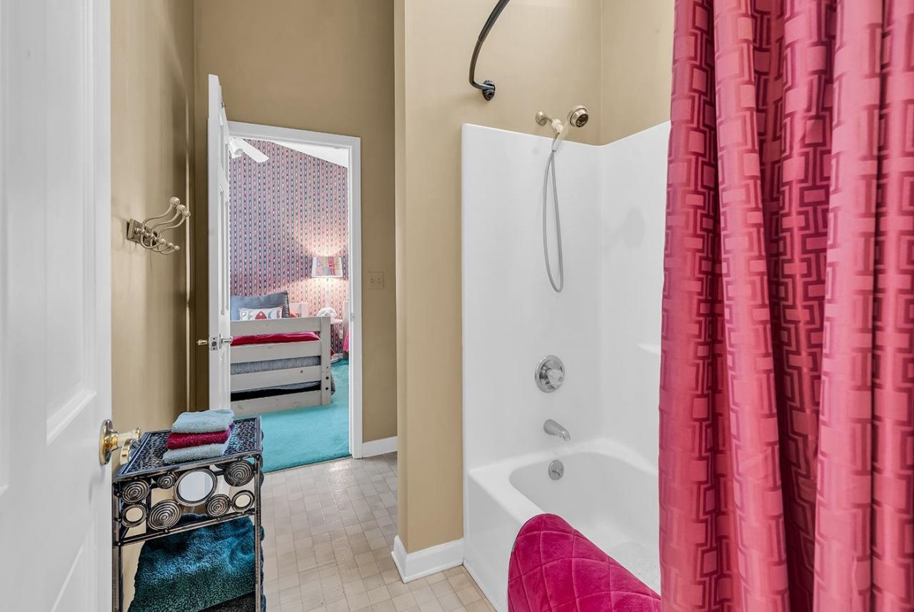 31 Smith Blvd. Photo 35