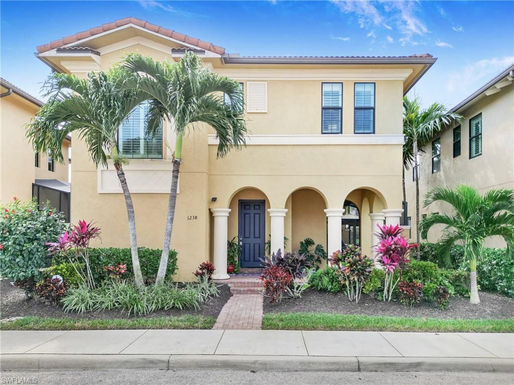 1238 Kendari Ter, Naples, FL 34113 Main Photo