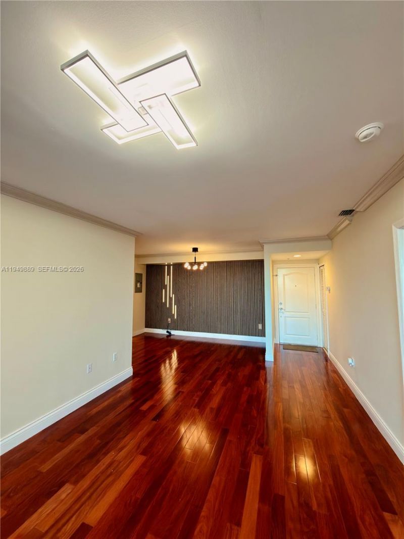 2501 SW 37th Ave, Unit 306, Miami, FL 33133 Photo