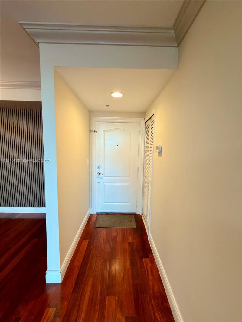 2501 SW 37th Ave, Unit 306, Miami, FL 33133 Photo